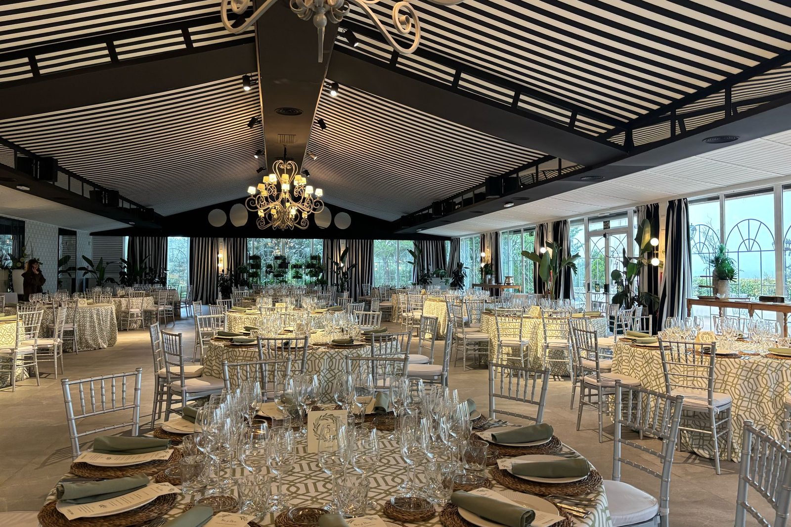 Banquete montado en el Espacio Colonial