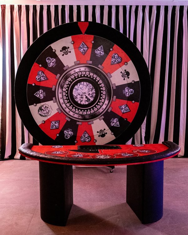 Ruleta de casino en una fiesta tematica